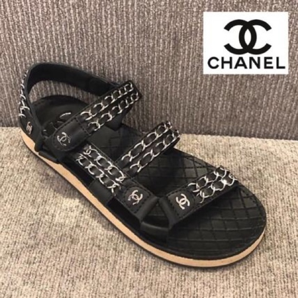 ********NOT FOR SALE********* LOOKING FOR PAIR 40